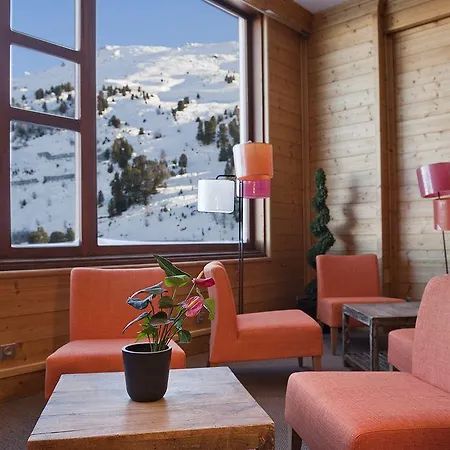 Altitude 2000 Apartament *